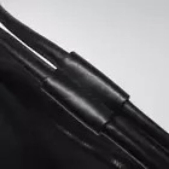 GUCCI GG Canvas Shoulder Bag Black 101292 Auth - Picture 12 of 16